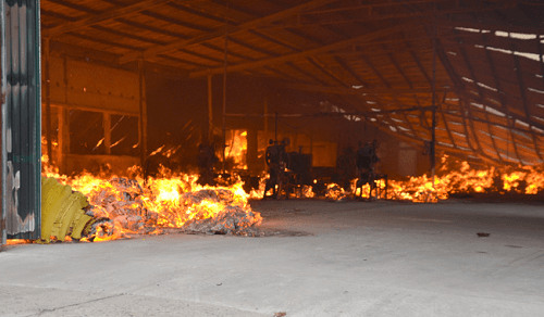 Kịp thời dập tắt vụ cháy lớn tại Công ty Cổ phần xây dựng tổng hợp Tuyên Quang
