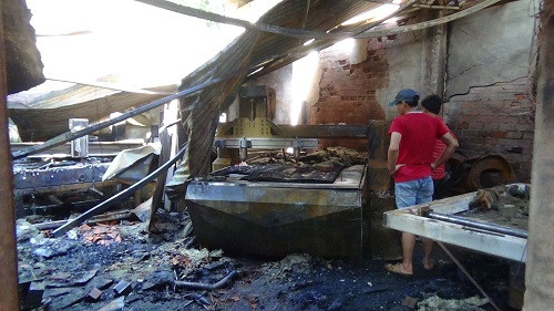 “Giặc lửa” thiêu rụi xưởng gỗ, thiệt hại khoảng 1 tỷ đồng