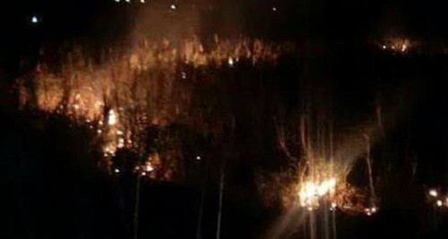 Kon Tum người dân thiệt hại nặng do cháy bãi mía kéo dài nhiều giờ