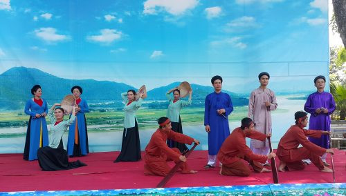 Liên tỉnh Nghệ An – Hà Tĩnh tổ chức liên hoan dân ca ví, giặm
