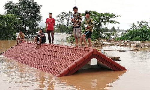 Vỡ đập thủy điện ở Lào: Hơn 3.000 người mắc kẹt giữa biển nước