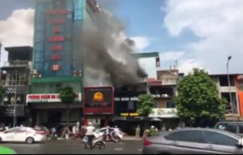 Hà Nội: Cháy nhà hàng ăn ở số 8 Kim Mã