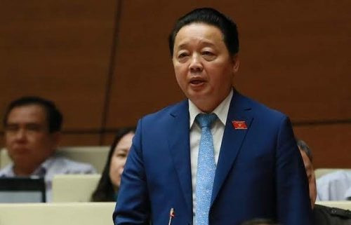 Bộ trưởng Bộ TN-MT Trần Hồng Hà hứa 2 tháng nữa sẽ ‘giải phóng’ xong hàng nghìn container phế liệu nhập khẩu ùn ứ
