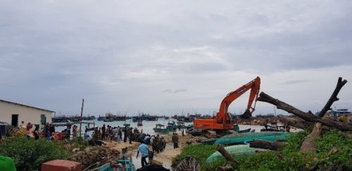 Kiên Giang: Hàng chục tàu, thuyền bị sóng đánh chìm do bão số 1