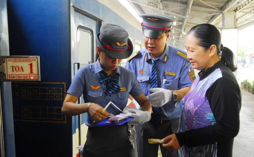 TP.HCM: Mỗi ngày ga Sài Gòn có từ 20 – 22 đoàn tàu xuất phát phục vụ cao điểm Tết