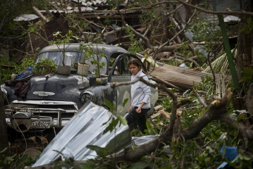 Cuba: Nỗ lực khắc phục hậu quả lốc xoáy mạnh nhất trong 80 năm qua