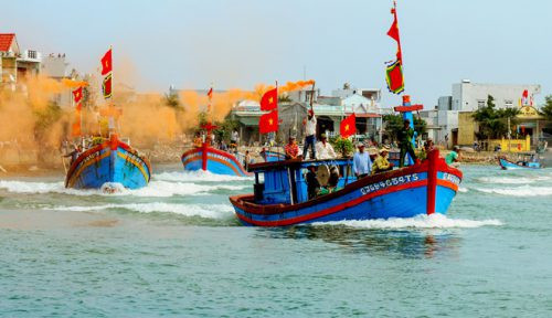 Quảng Ngãi: Hơn 1.200 ngư dân bám biển Hoàng Sa xuyên tết