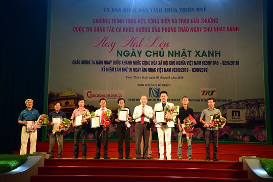 Thừa Thiên Huế: Trao giải cuộc thi sáng tác ca khúc Ngày chủ nhật xanh