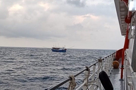 Bà Rịa Vũng Tàu: Tiếp nhận ngư dân Phú Yên bị tai nạn lao động trên biển