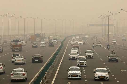 Ấn Độ: New Delhi áp dụng ngày chẵn, lẻ đối với phương tiện giao thông