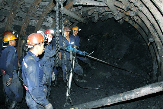Quảng Ninh: Tụt lò than, một công nhân thiệt mạng