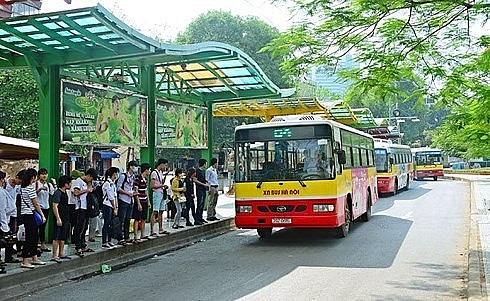 [Infographics] Hà Nội giảm 900 lượt xe buýt mỗi ngày để phòng COVID-19