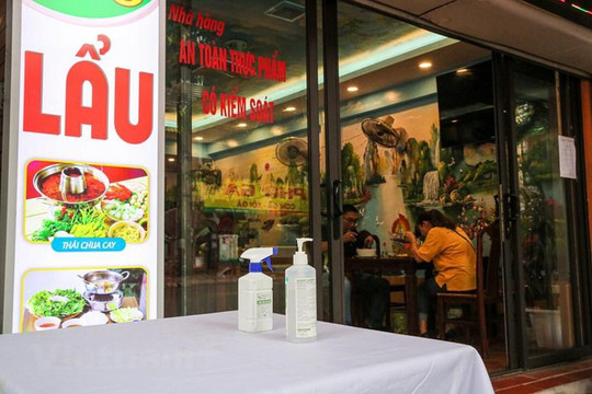 [Infographics] Các cửa hàng ăn uống ở Hà Nội phải thực hiện giãn cách từ 19/8