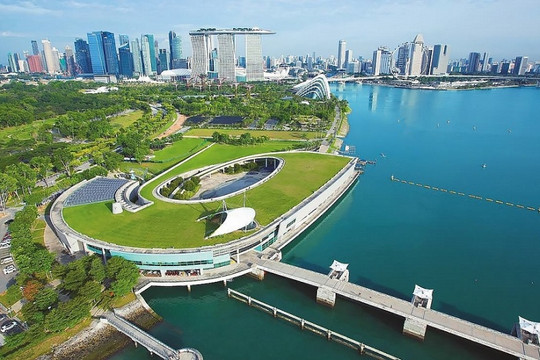 Xử lý ô nhiễm nguồn nước từ bài học của Singapore