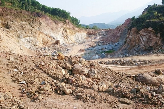 Thừa Thiên – Huế: Khai thác khoáng sản trái phép, 2 doanh nghiệp bị phạt hơn 700 triệu đồng