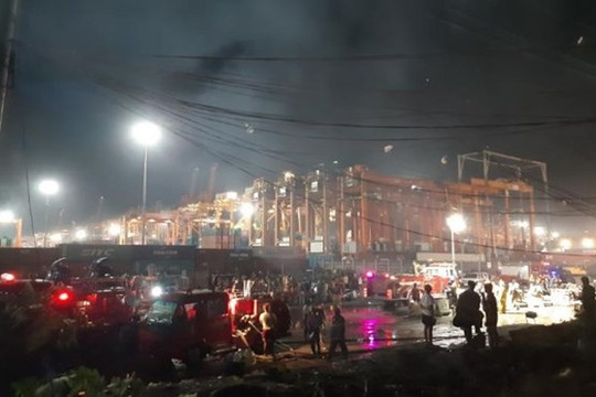 Hỏa hoạn tại thủ đô Philippines, 5 người thiệt mạng, 300 căn nhà bị thiêu rụi