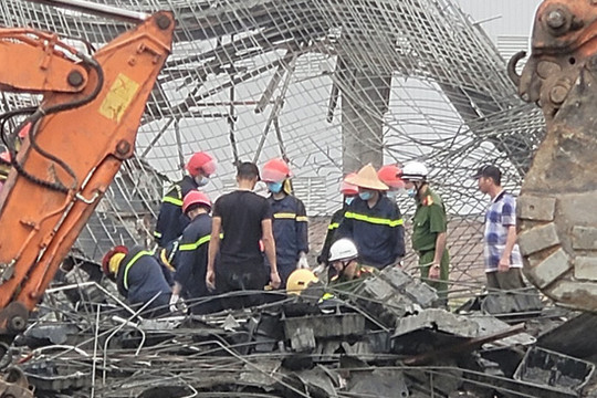 Bắc Ninh: Sập giàn giáo công trình xây dựng, hai công nhân tử vong