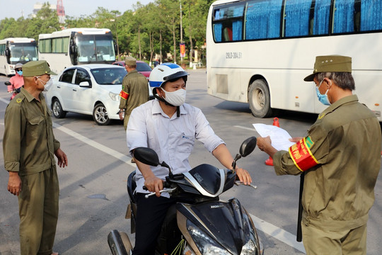 Thành phố Bắc Ninh: Thành lập bổ sung 582 chốt chặn, tăng cường kiểm tra người dân ra đường không có lý do
