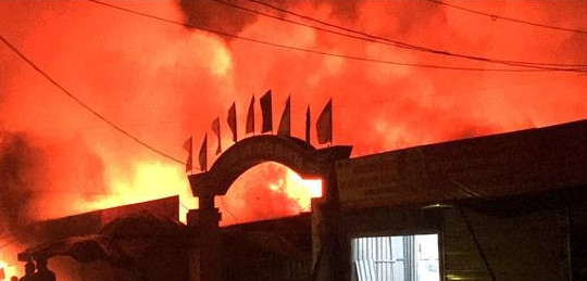 Hà Giang: 42 hộ bị thiệt hại trong vụ cháy tại chợ trung tâm huyện Quản Bạ