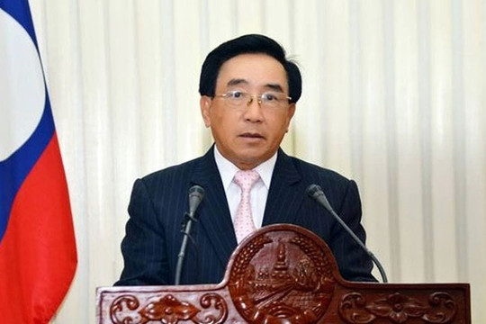 Thủ tướng Chính phủ Lào Phankham Viphavanh bắt đầu thăm chính thức Việt Nam