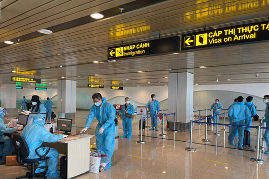 Người nhập cảnh sân bay Tân Sơn Nhất phải âm tính với SARS-CoV-2