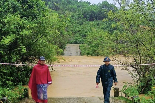 Cảnh báo mưa lớn, gió giật mạnh ở Tuyên Quang
