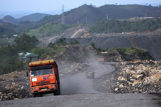 Quảng Ninh ra văn bản hỏa tốc yêu cầu siết chặt công tác bảo vệ môi trường trong đổ thải khai thác than