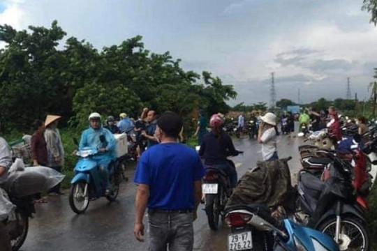Hà Nội: Hai người bị sét đánh tử vong trên cánh đồng