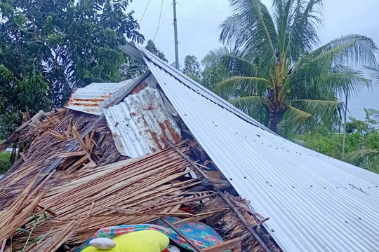Kiên Giang: Mưa lớn và dông lốc gây thiệt hại nhiều tài sản