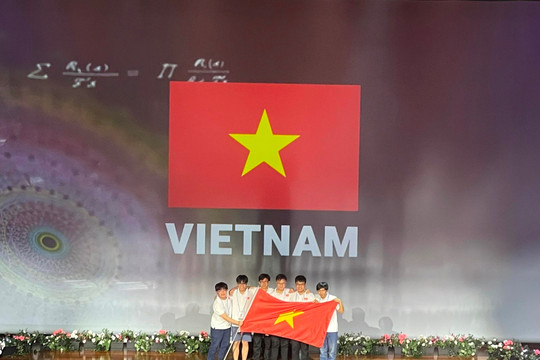 Học sinh Việt Nam giành huy chương vàng Olympic Toán quốc tế với số điểm tuyệt đối