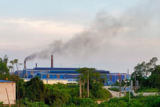 Thái Nguyên: Khu liên hợp xử lý rác Sông Công xả khói gây ô nhiễm môi trường