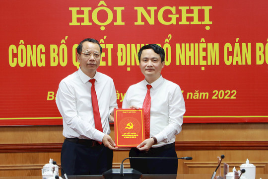 Bắc Ninh: Công bố Quyết định bổ nhiệm Hiệu trưởng Trường Chính trị Nguyễn Văn Cừ 