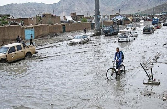 Afghanistan: Mưa to làm 100 người vẫn đang mất tích ở Parwan
