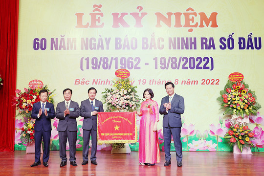 Báo Bắc Ninh long trọng kỷ niệm 60 năm Ngày ra số đầu