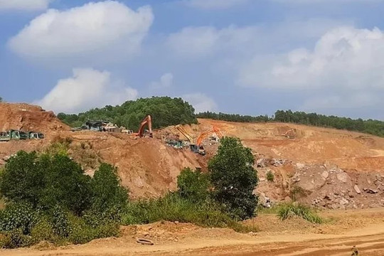 Thanh Hoá: Đóng cửa hai mỏ san lấp đất tại huyện Hà Trung và thị xã Bỉm Sơn