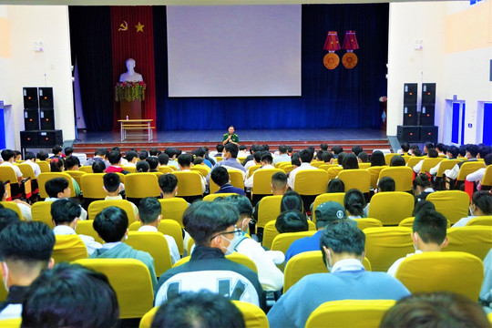 Tuyên truyền Luật Biên phòng Việt Nam cho sinh viên Trường cao đẳng kỹ thuật công nghệ Bà Rịa – Vũng Tàu