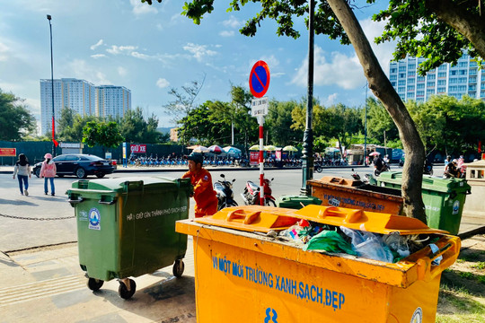 Bà Rịa - Vũng Tàu: Thu gom, xử lý kịp thời rác thải sinh hoạt trong dịp nghỉ lễ 2/9
