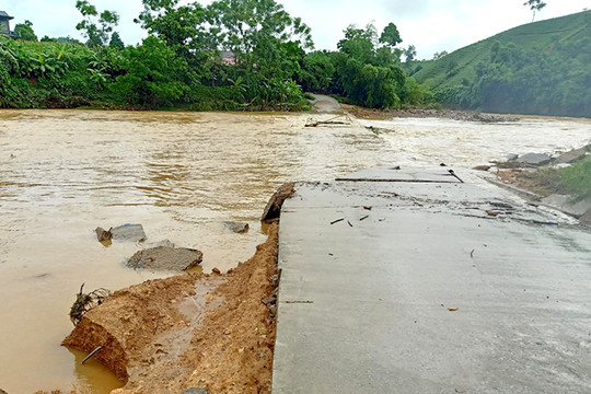 Tân Sơn (Phú Thọ):  Ước tính thiệt hại trên 900 triệu đồng do mưa lũ