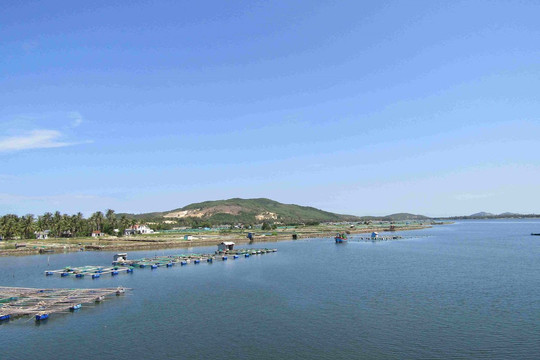 Phú Yên: Xử lý ô nhiễm môi trường vịnh Xuân Đài đạt hiệu quả bước đầu