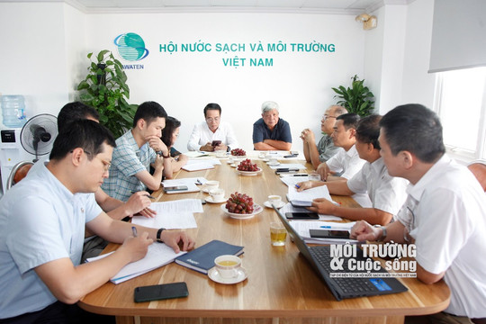 Hội Nước sạch và Môi trường Việt Nam làm việc với Cục Biến đổi khí hậu