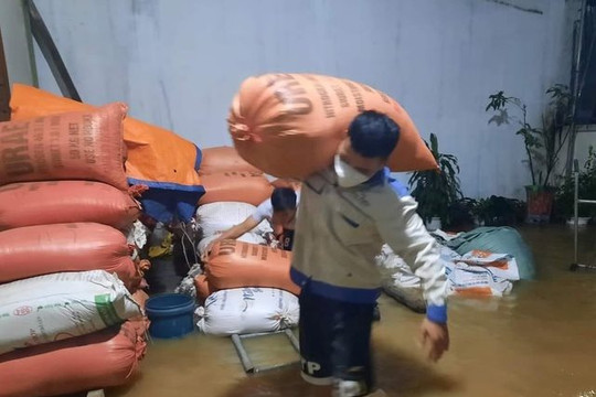 Nghệ An: Mưa lớn sau bão số 4, nhiều địa phương bị chia cắt