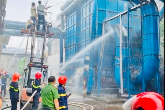 Bình Dương: Nổ lò hút bụi trong công ty gỗ, 4 công nhân bị bỏng
