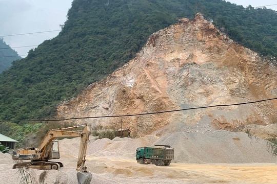 Sơn La đóng cửa mỏ cát làm vật liệu xây dựng trên sông Đà