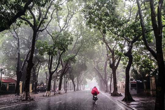 Dự báo thời tiết ngày 22/10: Hà Nội mưa vài nơi, Nam Bộ có mây và mưa rào