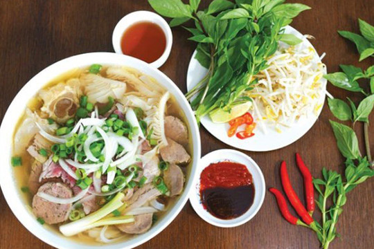 Phở Việt Nam vào top 100 món ăn ngon và nổi tiếng nhất thế giới