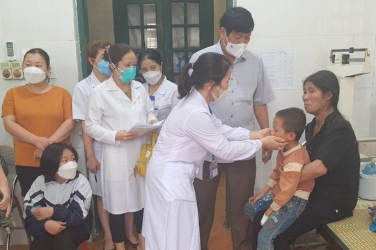 Bộ Y tế cử chuyên gia hỗ trợ điều trị, kiểm soát lây nhiễm ổ dịch cúm B ở Bắc Kạn