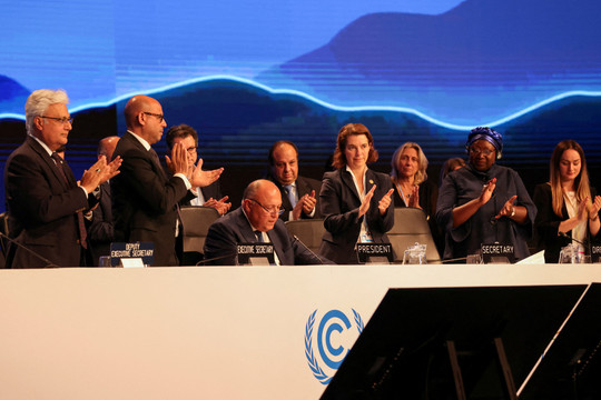 COP27 đạt được thỏa thuận lịch sử, thành lập quỹ bù đắp thiệt hại từ các thảm họa khí hậu