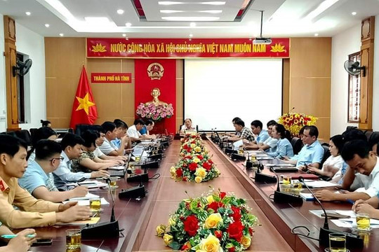 Hà Tĩnh: UBND thành phố đánh giá thực hiện Nghị quyết 24 về công tác phân loại rác thải