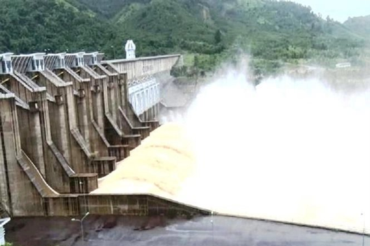 Bình Định: Điều tiết nước hồ chứa Định Bình và Núi Một ứng phó với mưa lớn