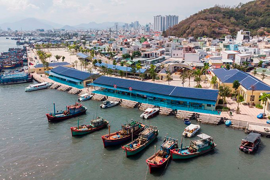Nâng cao năng lực vận tải đường thủy tại vùng Đồng bằng sông Cửu Long 
